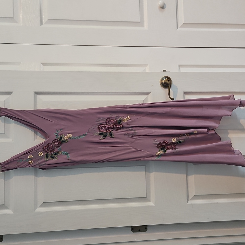 Elegant Lavender Purple Floral Beaded Dress Mother Of Bride/ Groom, Formal - Picture 5 of 9
